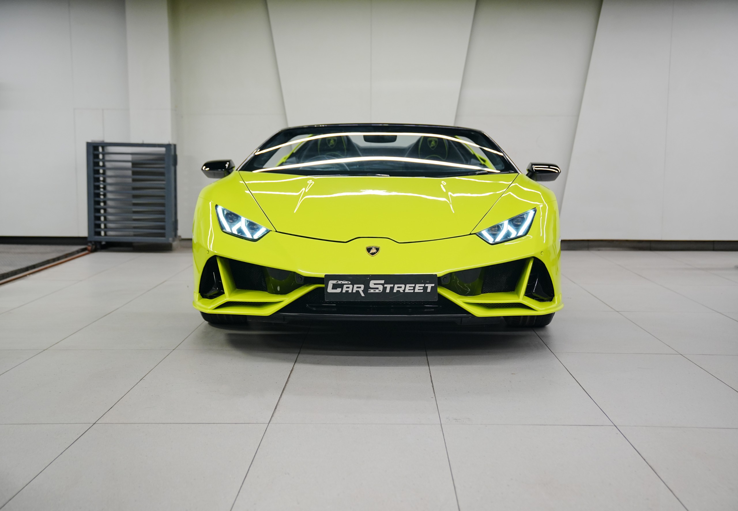 Lamborghini Huracan 580-2 RWD Spyder